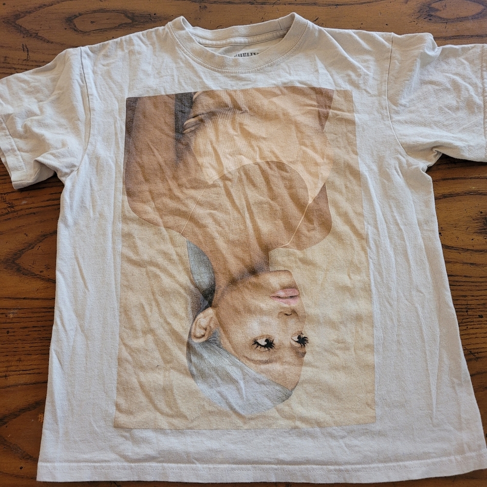 Ariana Grande tee